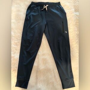 Vuori Men's Sunday Performance Jogger Pants - Indigo